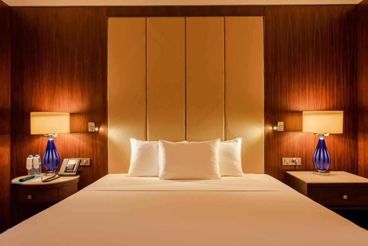 International Hotel Tashkent Exterior photo A bedroom at the hotel