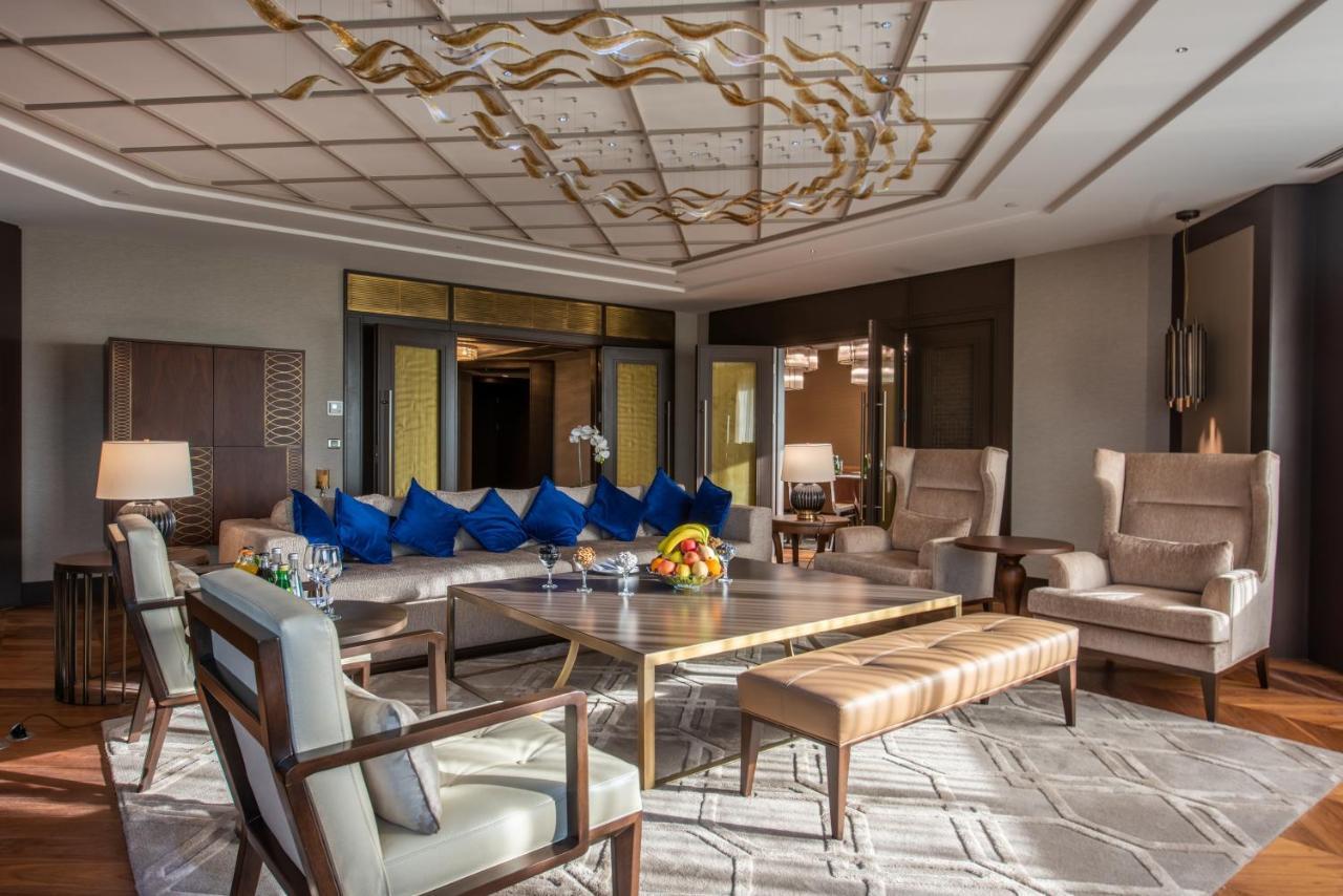 International Hotel Tashkent Exterior photo The living room of the Presidential Suite